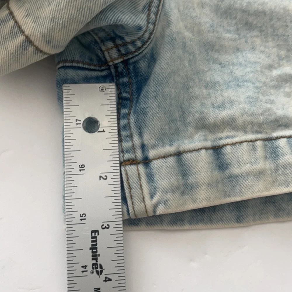 SO SUPER HI RISE DENIM SHORTS Size 11 - Picture 9 of 10